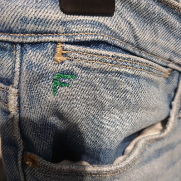 FRAME Le High Straight Jean